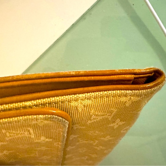 LOUIS VUITTON Monogram Mini Porte Tresor International Long Beige Trifold Wallet - Picture 7 of 12